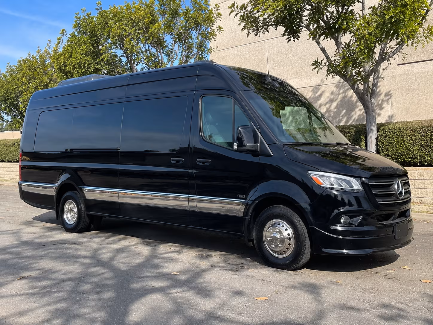 find the perfect transportation for your next wedding 4