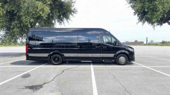 sprinter limousine grand prairie